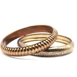 Set of 2 Brass Toned Textured Metal Bangle Bracelets - 1 Hammered, 1 Ribbed